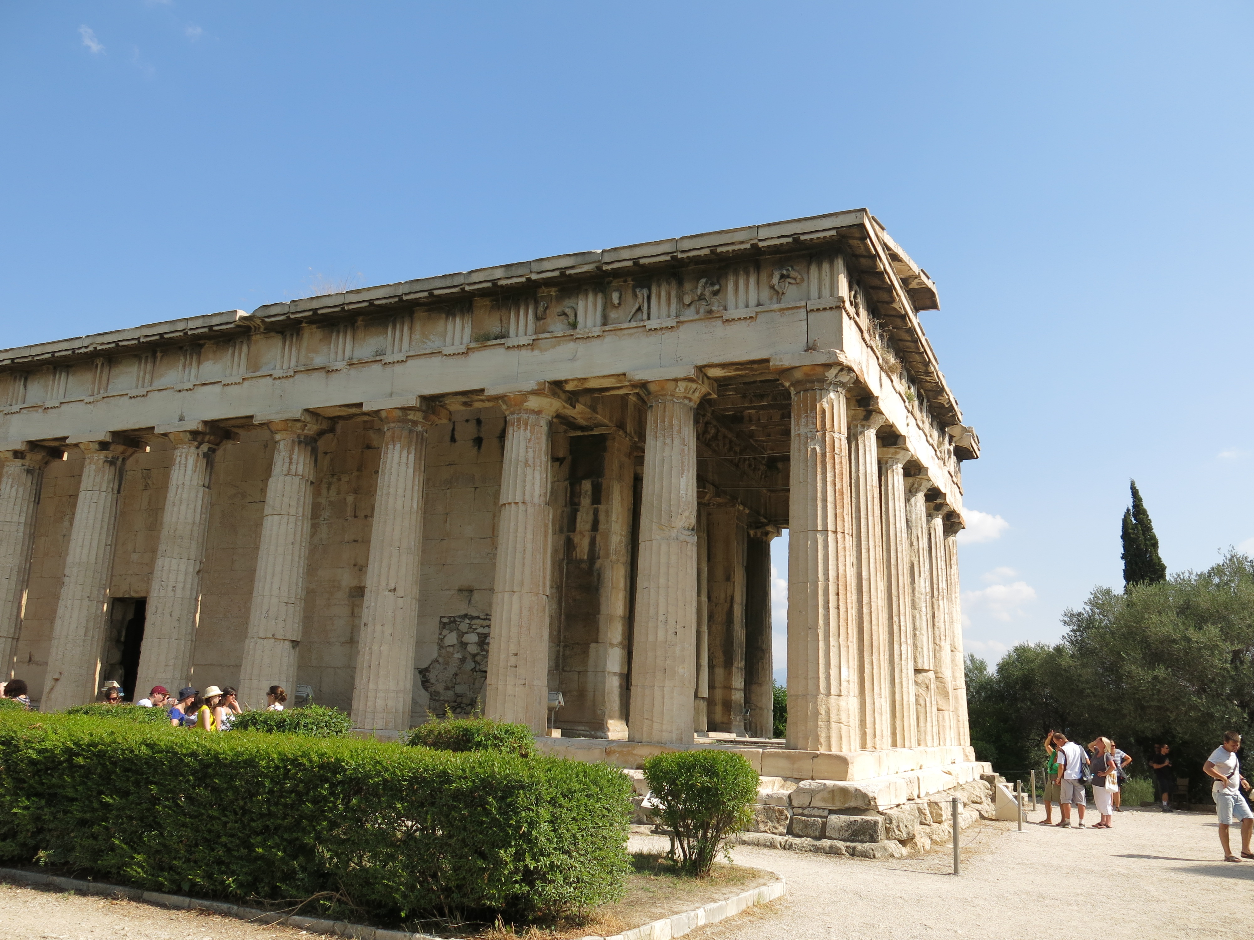 Agora and the Temple of Hephaestus (Photo: ourdistantsojourns.wordpress.com)